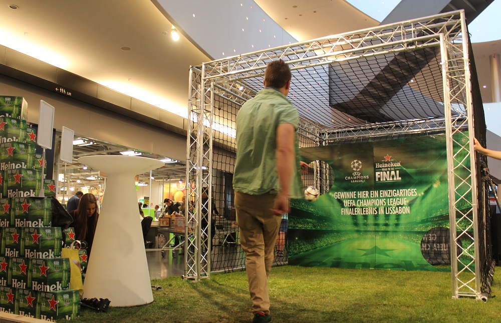 Torwand_zum_mieten_infotainment.ch_hier_für Heineken Torwand_zum_mieten_infotainment.ch_hier_für Heineken
